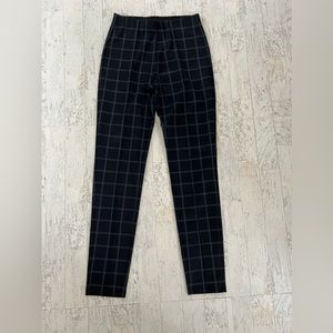 Pleated plaid pants